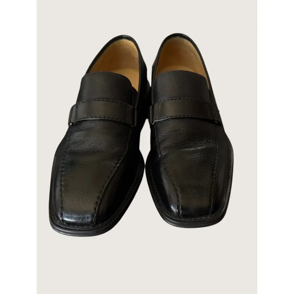 Johnston & Murphy Brass Boot black leather loafers. Genuine goatskin lining 8.5